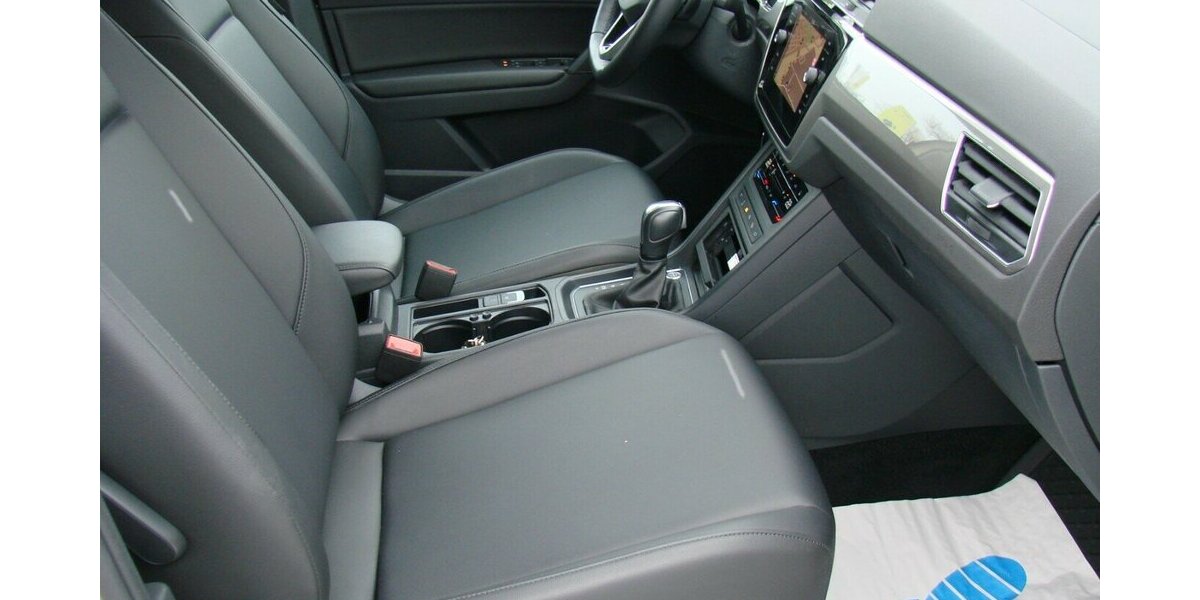 VW Touran 2.0TDI BMT TAXI ACC Kamera LED 7Sitzer 38.517 km 31.980 &euro; Falkensee 14612