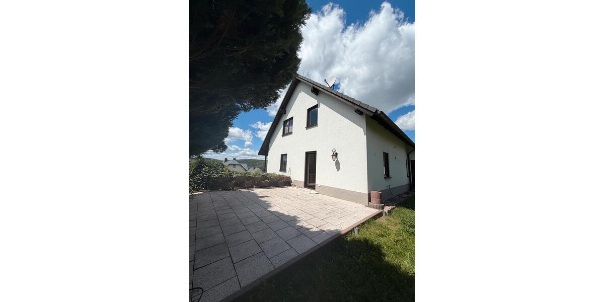 Einfamilienhaus Lauter-Bernsbach Bernsbach - 7 Zimmer, 170 m&sup2;, 395.000&euro; | Angebot:27085589