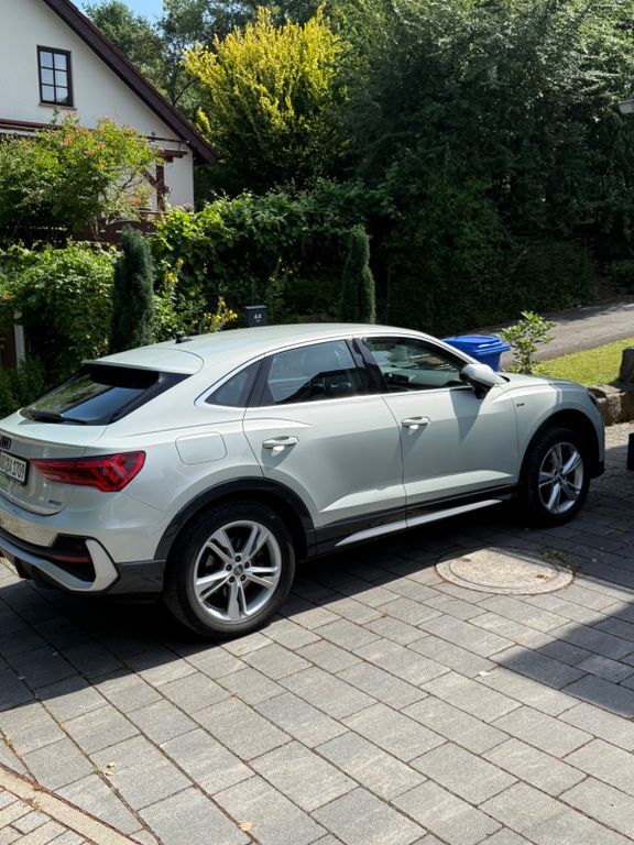Audi Q3 90.000 km 28.800 € Sailauf 63877