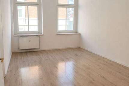 Wohnung Zeitz - 2 Zimmer, 60 m&sup2;, 480&euro; | Angebot:25541723