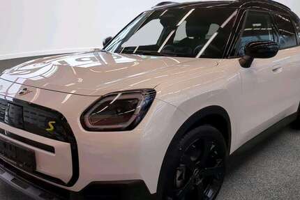 Mini Countryman SE All4 1.200 km 42.370 &euro; München 80788