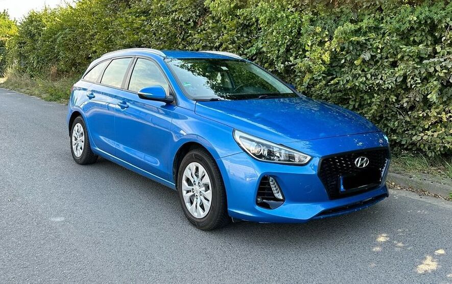 i30