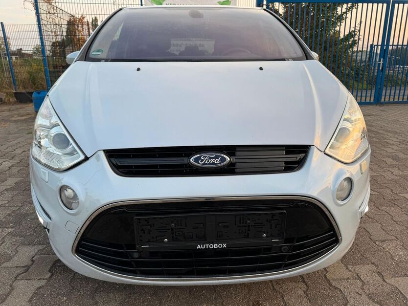 Ford S-Max 237.000 km 4.900 € Castrop-Rauxel 44579