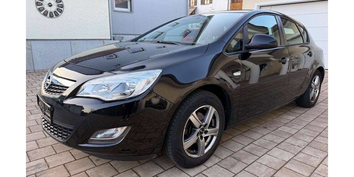 Opel Astra 82.000 km 4.700 &euro; Langenneufnach bei Augsburg 86863