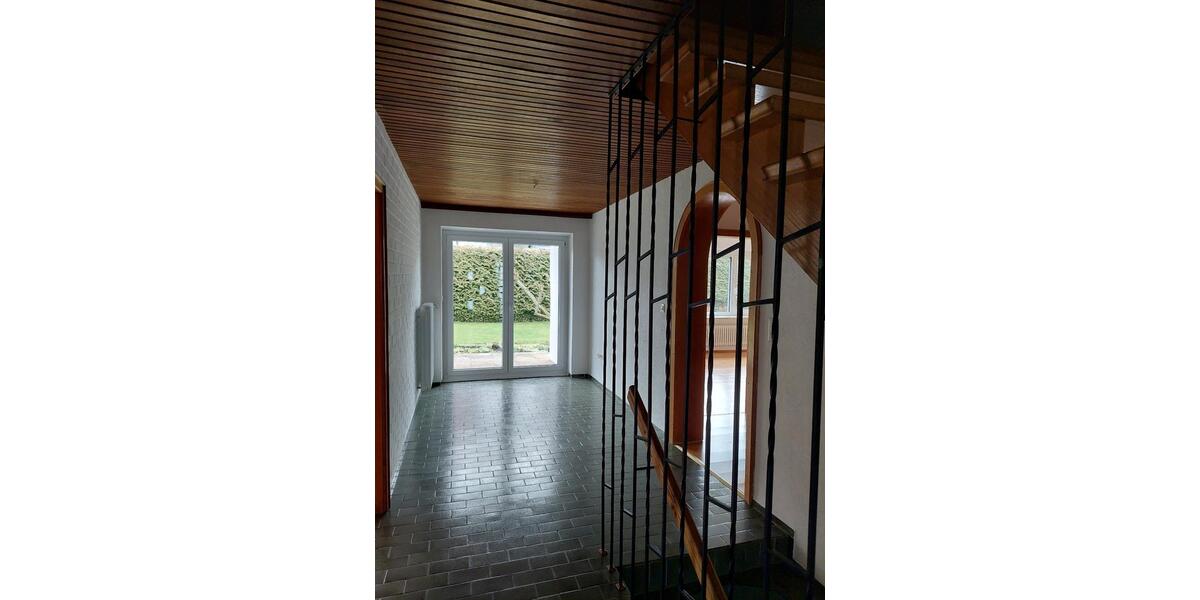 Bungalow Geltendorf - 6.5 Zimmer, 164 m&sup2;, 2.000&euro; | Angebot:25626123