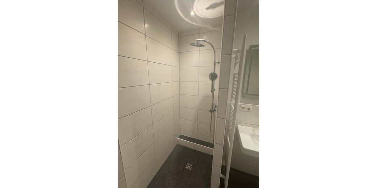 Reihenhaus Essingen - 5 Zimmer, 140 m&sup2;, 400.000&euro; | Angebot:27156393