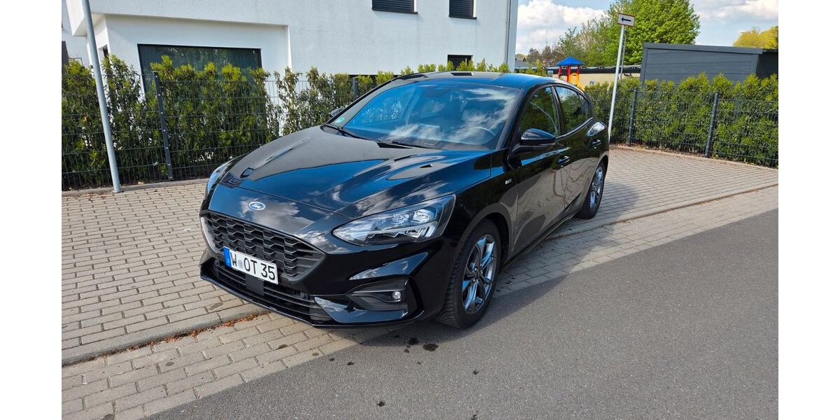 Ford Focus 105.000 km 14.000 &euro; Wuppertal 42111