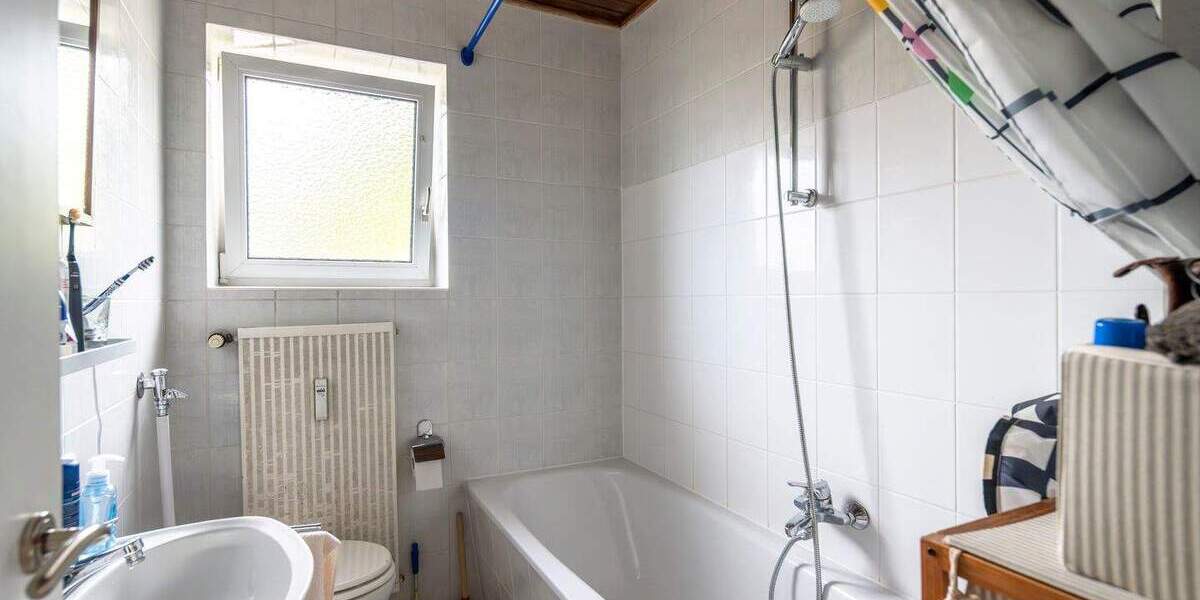 Mehrfamilienhaus, Wohnhaus Neusäß Täfertingen - 6 Zimmer, 161 m&sup2;, 540.000&euro; | Angebot:25773062