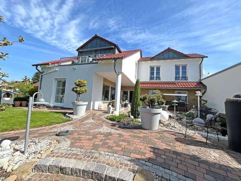 Haus zum Kaufen in Hamm 630.000 € 257 m²