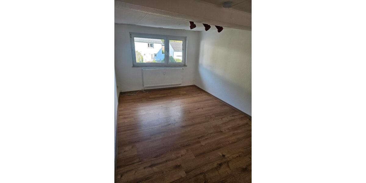 Etagenwohnung Herborn - 3 Zimmer, 65 m&sup2;, 790&euro; | Angebot:26326798