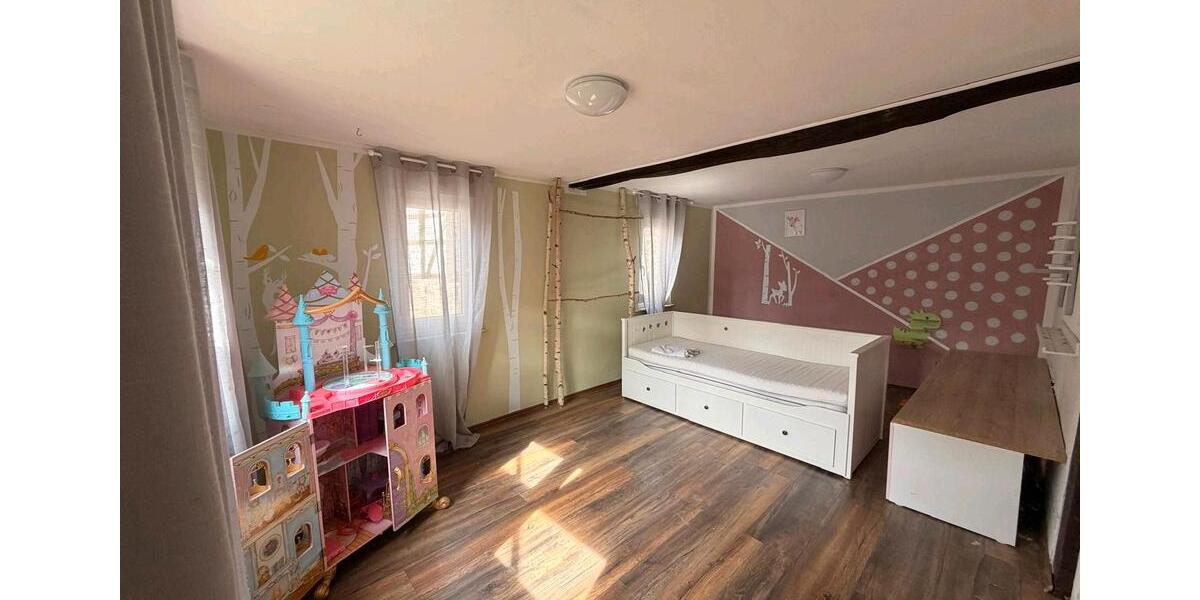 Einfamilienhaus Herleshausen - 4 Zimmer, 150 m&sup2;, 1.300&euro; | Angebot:26124290