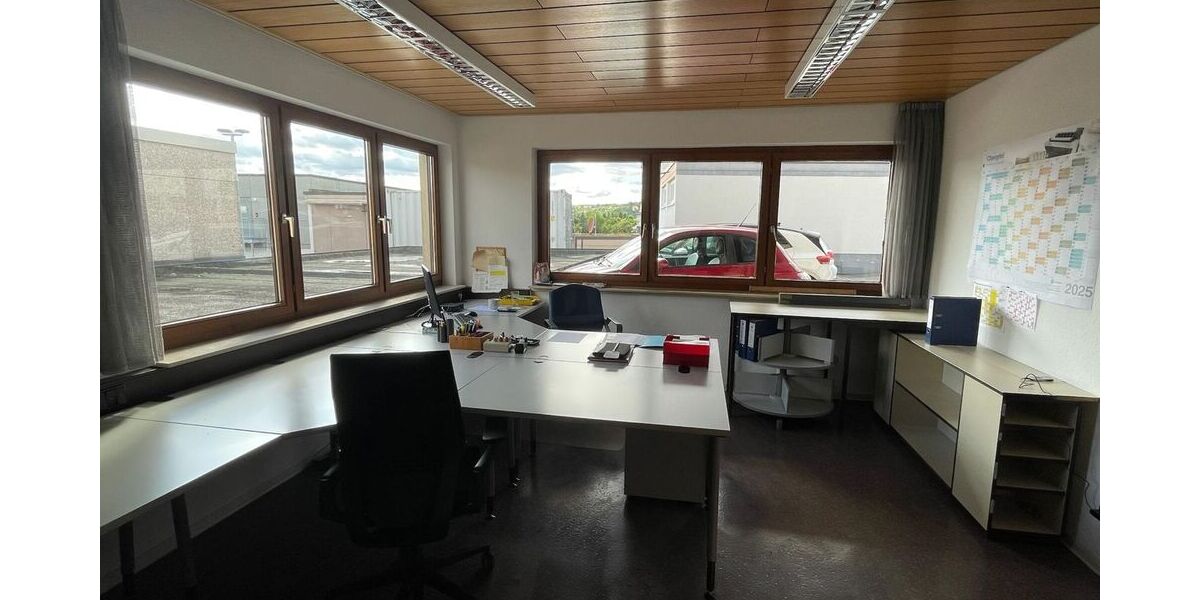 Funktionale Büro- oder Praxisfläche in Nürtingen - Gewerbeobjekt Nürtingen Neckarhausen | Angebot:27608203