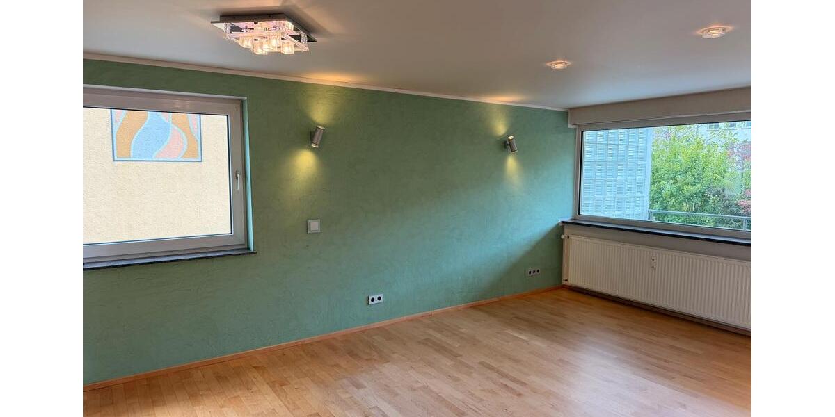 Etagenwohnung Villingen-Schwenningen Schwenningen - 2.5 Zimmer, 88 m&sup2;, 230.000&euro; | Angebot:27003088