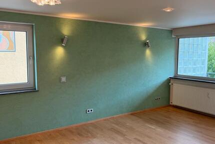 Wohnung Villingen-Schwenningen Schwenningen - 2.5 Zimmer, 88 m&sup2;, 230.000&euro; | Angebot:27003088