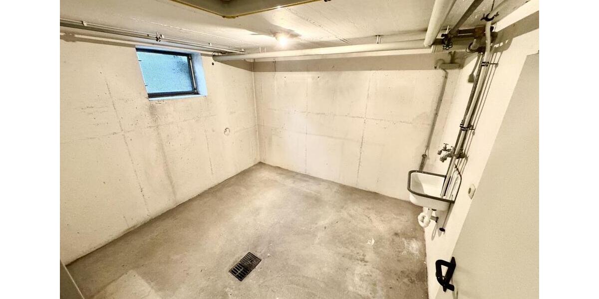 Doppelhaushälfte Augsburg Lechhausen - 6.5 Zimmer, 152 m&sup2;, 1.950&euro; | Angebot:26338323