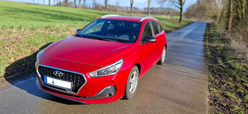 Hyundai i30 64.300 km 12.499 &euro; Immenhausen 34376