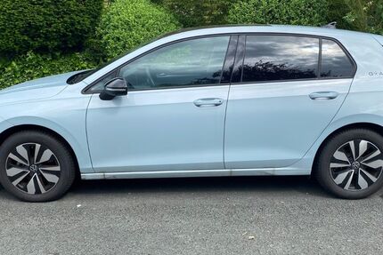 VW Golf 4.500 km 29.500 &euro; Habichtswald 34317