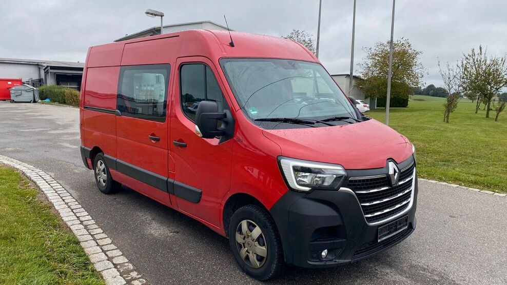 Renault Master 173.000 km 15.800 € Waldburg 88289