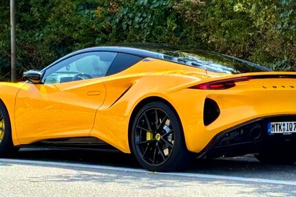 Lotus Emira 7.465 km 10.900 &euro; Frankfurt am Main 60385