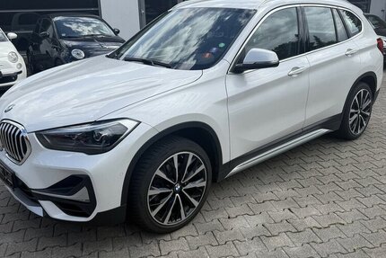 BMW X1 xDrive 20i xLine*Teilleder,LED,Navi,1.Hand* 113.000 km 19.650 &euro; Schorndorf 73614