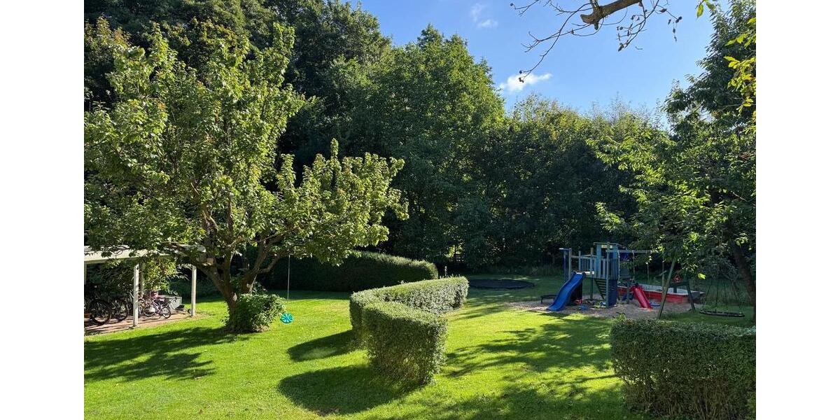 Einfamilienhaus Neuruppin - 8 Zimmer, 195 m&sup2;, 990.000&euro; | Angebot:26756906