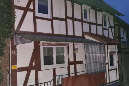 Haus Willingshausen - 3 Zimmer, 100 m&sup2;, 47.500&euro; | Angebot:25044923