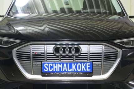 Audi e-tron 32.100 km 38.950 € Braunschweig 38112