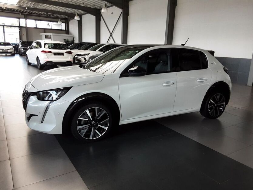 Peugeot 208 76.990 km 16.990 € Monschau (bei Aachen) 52156