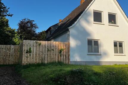 Saniertes Einfamilienhaus, 2300qm Grundstück inkl. Baugrundstück