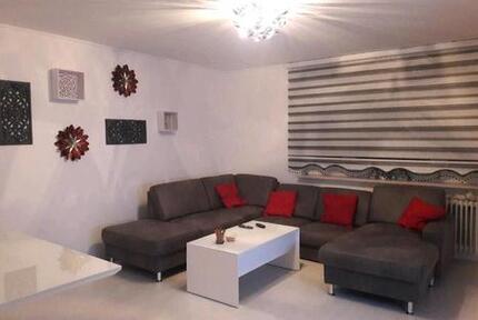 4 Zimmer Wohnung mit Balkon