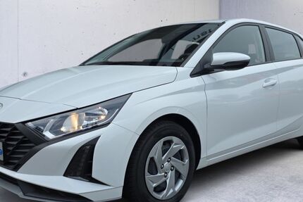 Hyundai i20 13.150 km 16.490 &euro; Singen 78224