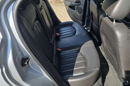 Jaguar XF 200.000 km 4.800 € Wüstenrot 71543