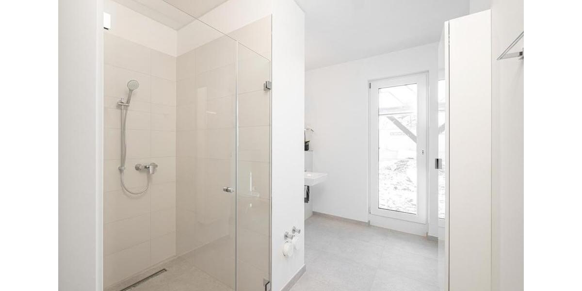 Maisonettenwohnung Wandlitz - 5 Zimmer, 151 m&sup2;, 2.044&euro; | Angebot:25990204