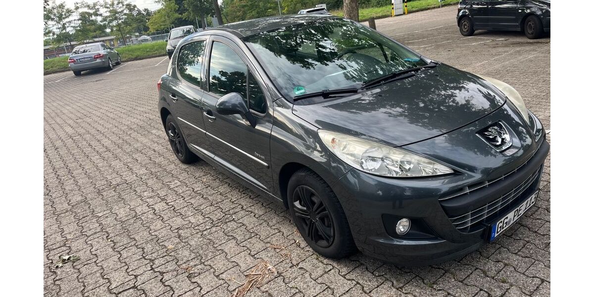 Peugeot 207 72.000 km 6.200 € Rüsselsheim 65428