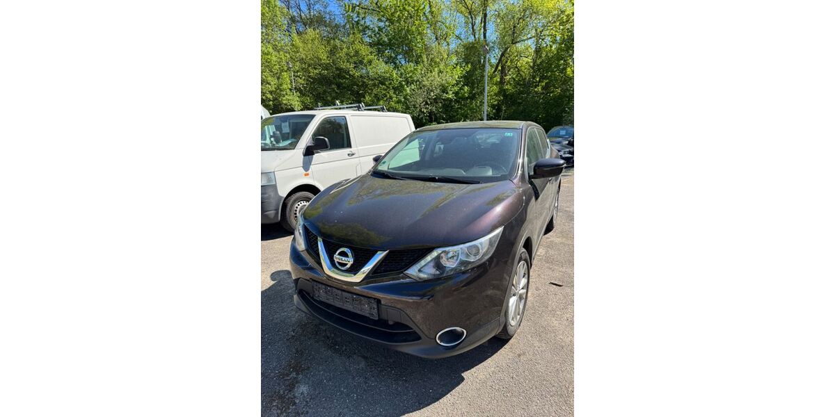 Nissan Qashqai 185.919 km 5.990 &euro; Schwentinental 24223