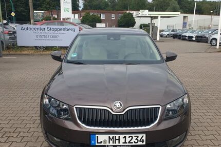 Skoda Octavia 129.000 km 9.750 &euro; Essen 45127