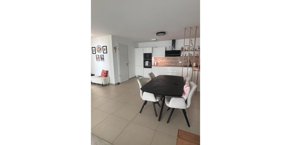 Etagenwohnung Butzbach - 3 Zimmer, 86 m&sup2;, 1.050&euro; | Angebot:26325840