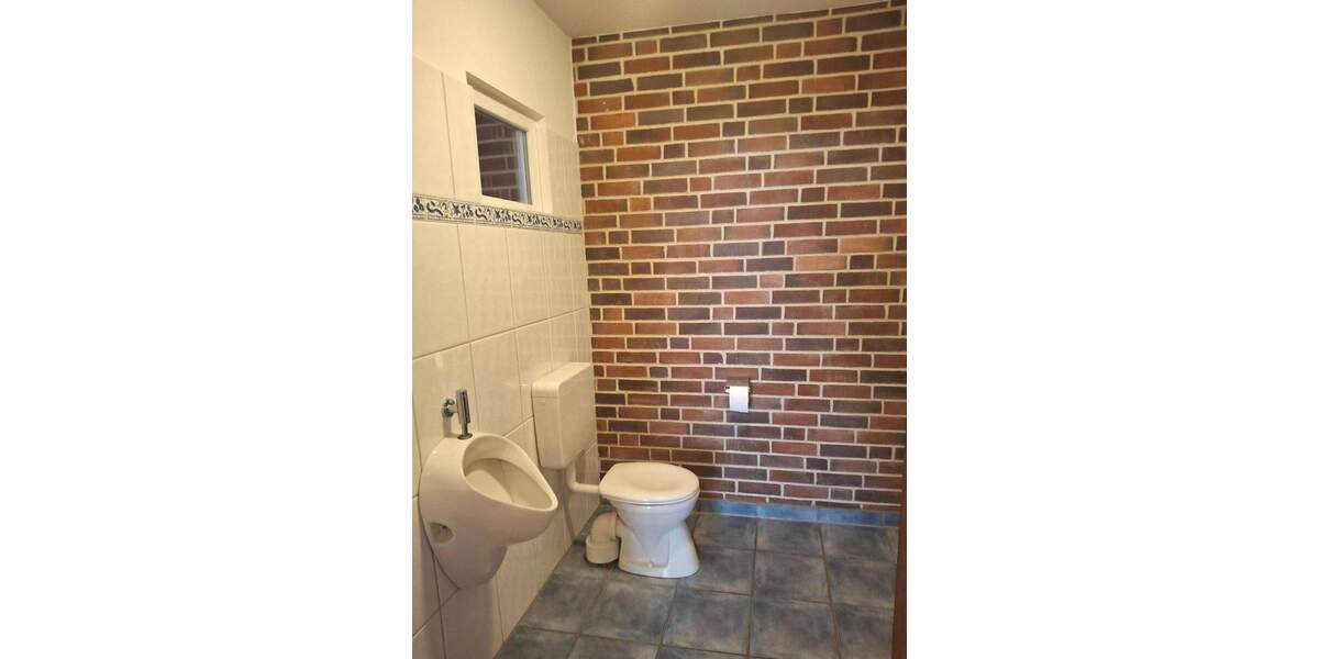 Bauernhaus, Landhaus Remmels - 8 Zimmer, 300 m&sup2;, 1.950&euro; | Angebot:25313838