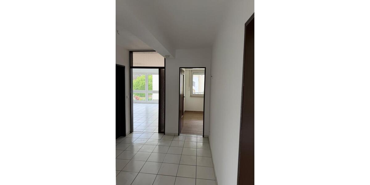 Etagenwohnung Hemer - 2 Zimmer, 75 m&sup2;, 890&euro; | Angebot:26659115
