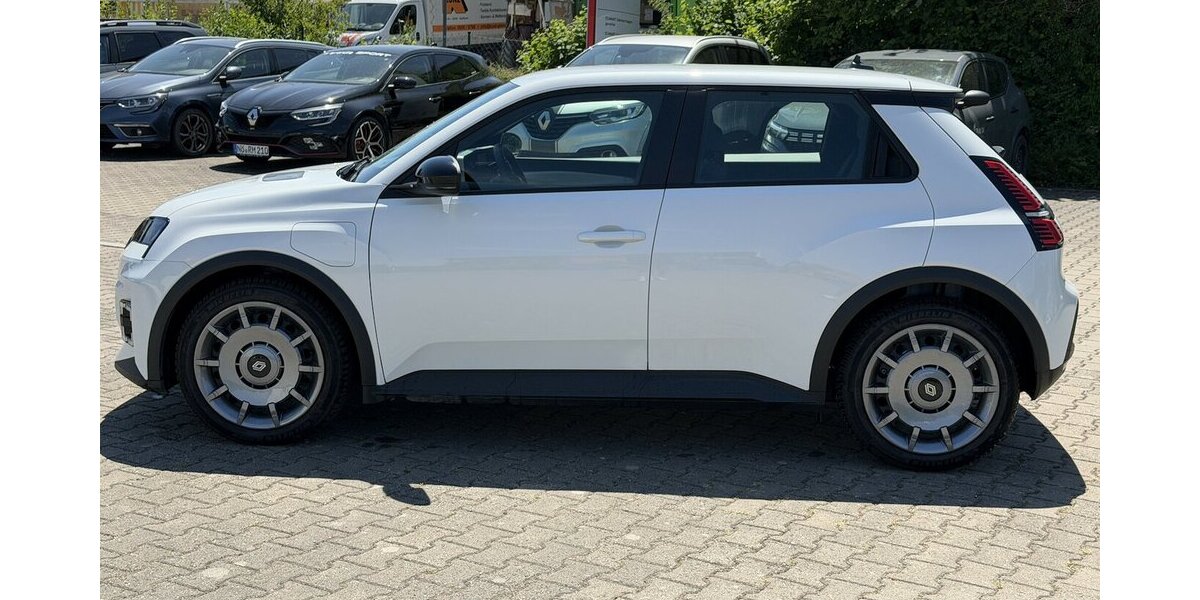 Renault R 5 E-Tech 120 Urban Range Evolution/AppCar/PDC 2.400 km 23.980 &euro; Donauwörth 86609
