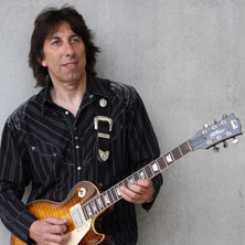 Rock Meets Classic - Siggi Schwarz mit Band & Streichorchester 01.03.2026 SPECTRUM CLUB