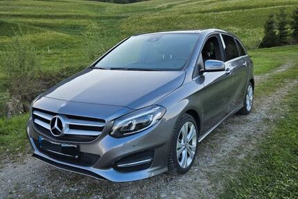 Mercedes B 220