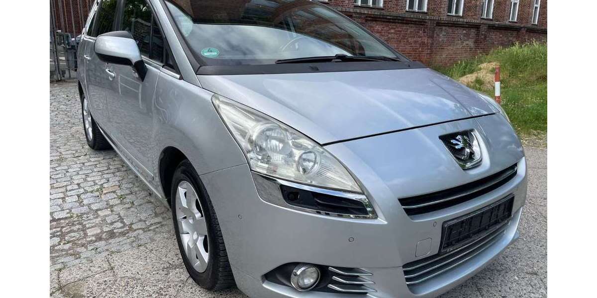 Peugeot 5008 198.000 km 4.580 &euro; Berlin 12109