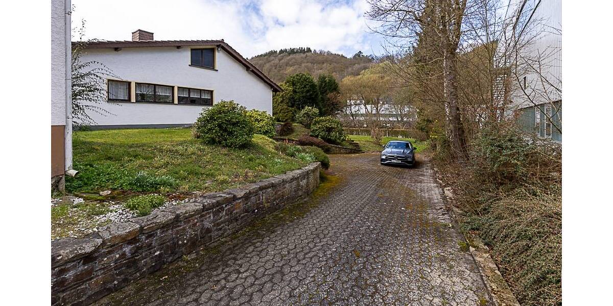 Einfamilienhaus Leimbach - 5 Zimmer, 155 m&sup2;, 220.000&euro; | Angebot:25997915