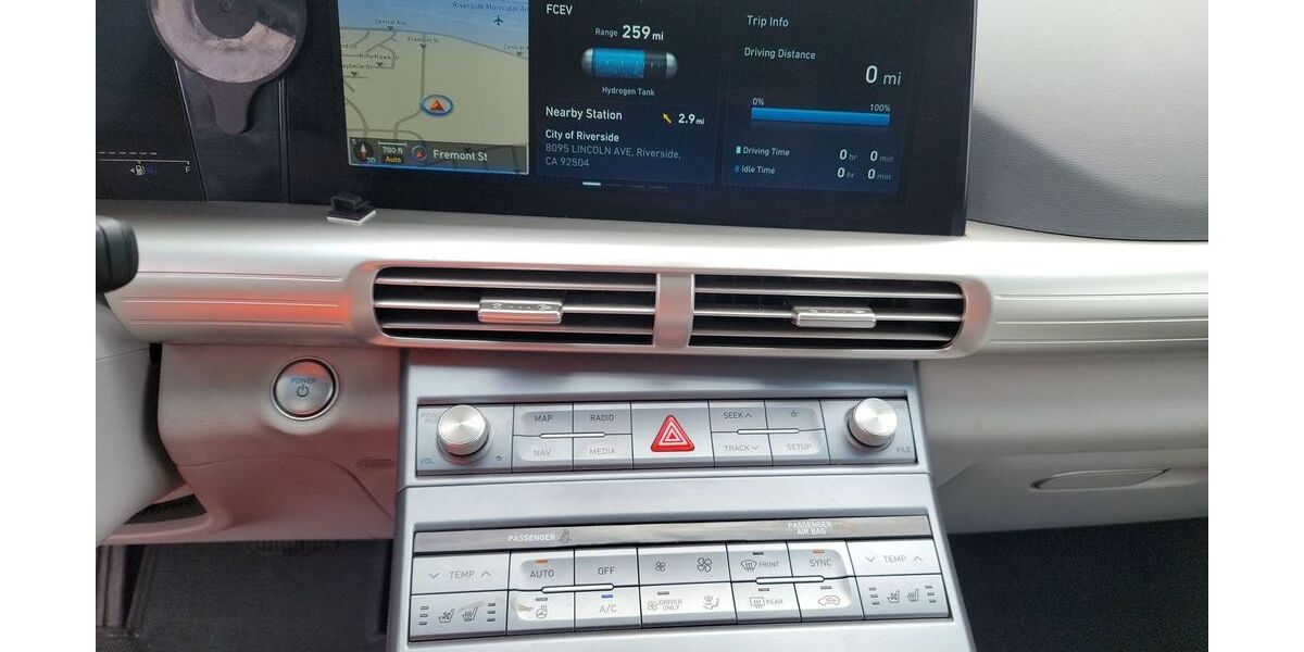 Hyundai NEXO 42.000 km 11.111 &euro; Dusseldorf 40591