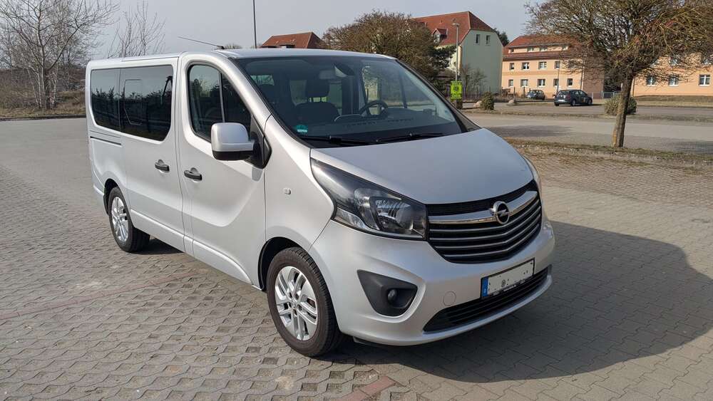 Opel Vivaro 106.000 km 19.000 &euro; Neustadt-Glewe, Stadt 19306