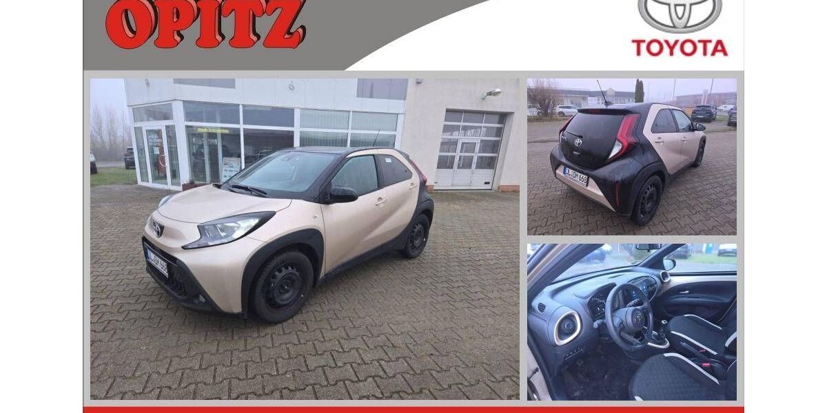 Toyota Aygo (X) 5.405 km 15.290 &euro; Burg 39288
