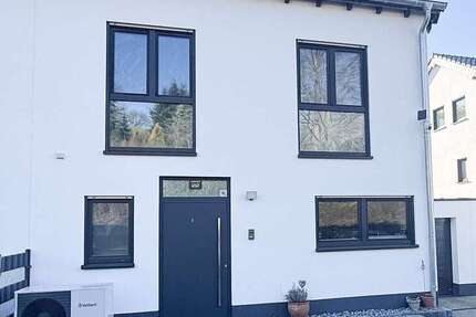 Haus Eitorf Bitze - 5 Zimmer, 198 m&sup2;, 569.000&euro; | Angebot:25366273