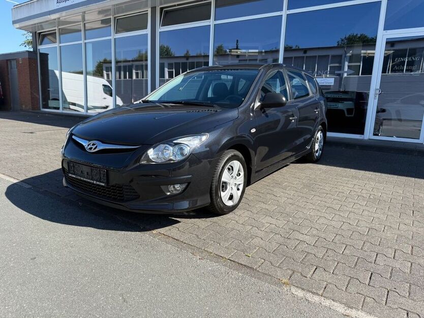 i30