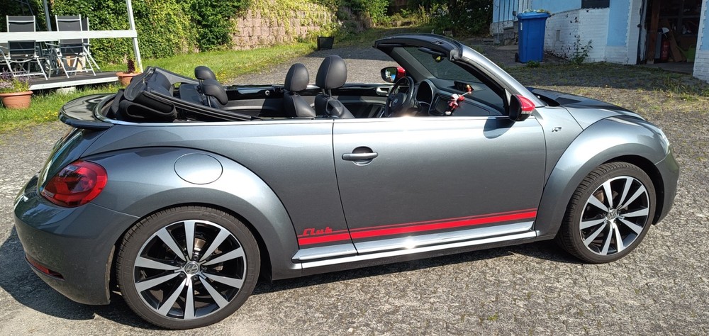 VW Beetle 88.595 km 17.380 € Ney 56283